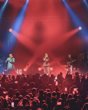 Lucky Ali Instagram - Thank you Australia and New Zealand for bringing the heat… what an unmatched energy you all had..
I would like to thank everyone for being there and for all the love we shared.. until we meet again Inshallah…

@drrnbentertainment 
@bollybeats.au
@bollyspherenz 

Drums and Percussion : @dinu_drums
Electric Guitar & Backing Vocals : @surajgulvady
Bamboo Flute & Backing Vocals : @iamtalkingbamboo
Acoustic Guitar & Backing Vocals : @subashpradhan1
Bass Guitar & Backing Vocals :
@raghuraman_ramasubramanian
Keyboard, Percussion & Backing Vocals :
@bharathkumar
FOH : @joshinitin
Lights : @naveen_deshpand3 
Visual : @wolvesvisuals | @aarondmello03 
Management : @farmhouse.music