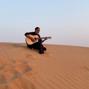 Lucky Ali Instagram - Few pictures from sayyāh…

📸 @bhaloothebear