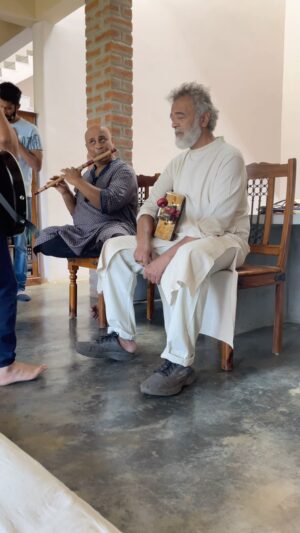 Lucky Ali Instagram - Duniya ke samandar mein dekhi,
Tinke ki tarah apni hasti ….. this song was written by my father Mehmood and we did the best to interpret the song is the best way we could..