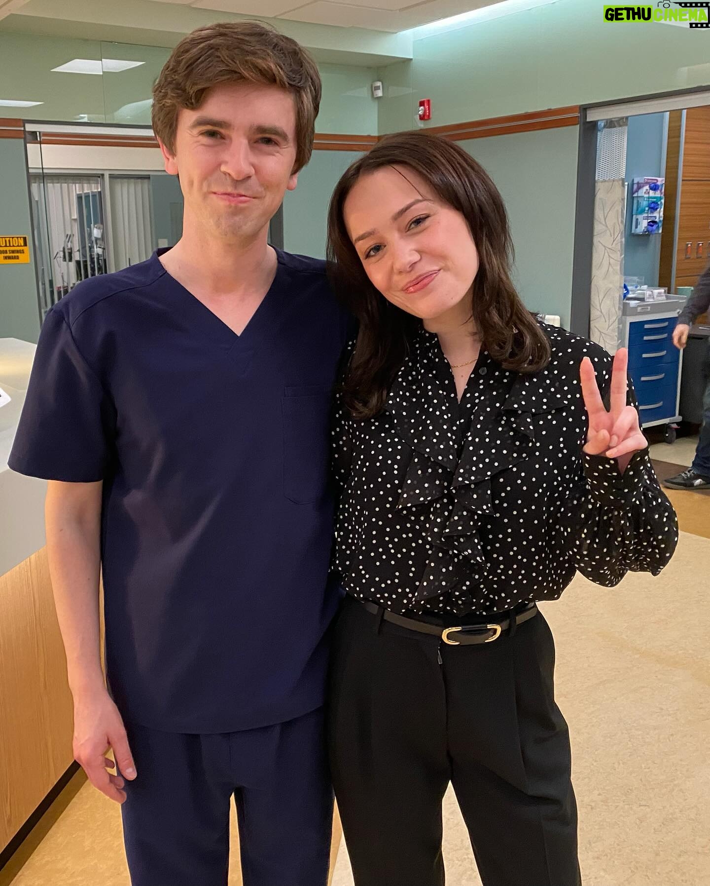 Lucy Loken - 2.5K Likes - so many daddies, so little time …. The Good Doctor season 7 episode 2 on Hulu now 🌟🩺💛