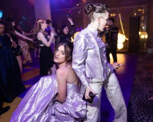 Lucy Moss Instagram - prom queen & king xx

📸 @justinbarbin