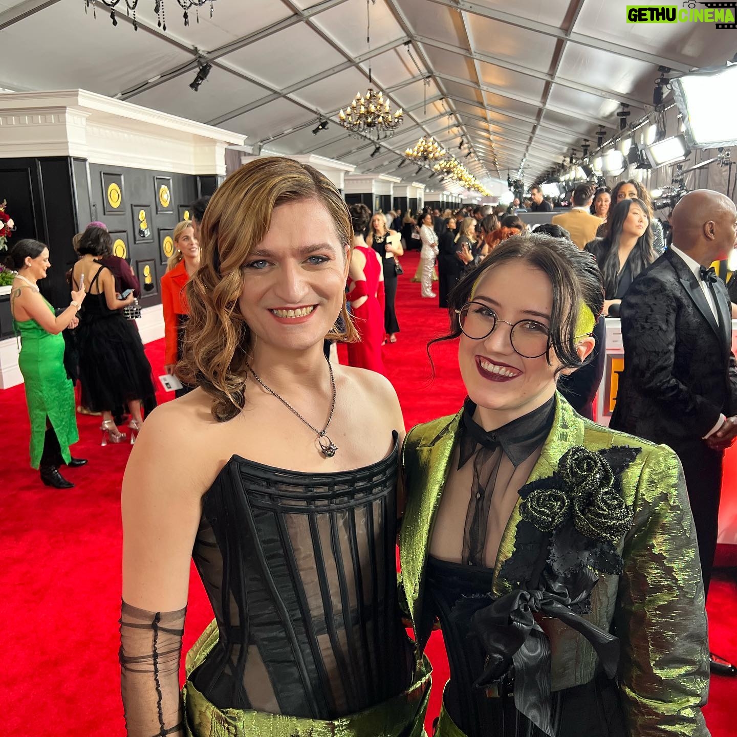 Lucy Moss - 1.4K Likes - GRAMMYS - LOOK 1
this is what we wore to the gramophone awards
colleague: @thetobymarlow
outfit: @wiederhoeft_
hair: @nevadastyles
make up: @alliesmithmakeup
photos (the fancy nice ones from the hotel): @stolenbesos