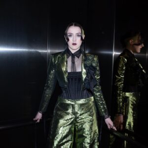 Lucy Moss Instagram - GRAMMYS - LOOK 1

brb just off to see the wizard

outfit: @wiederhoeft_ 
hair: @nevadastyles 
make up: @alliesmithmakeup 
photos: @stolenbesos 

ty so so so much team 💚