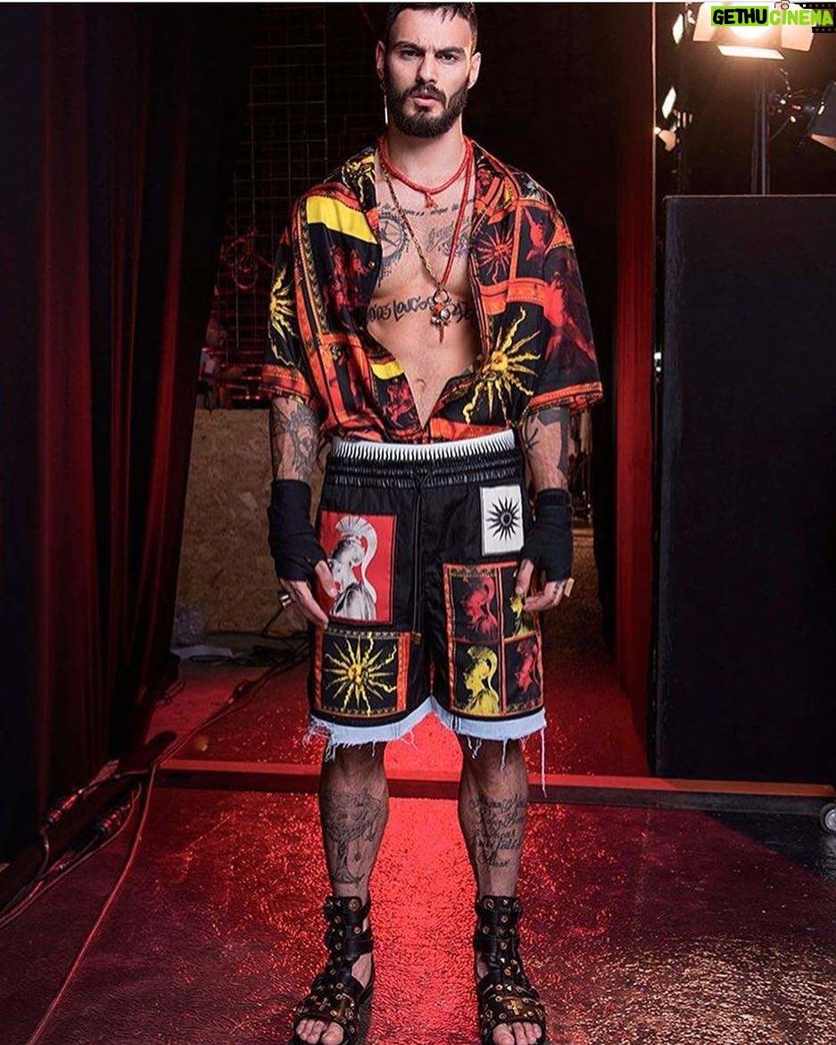 Luis Coppini - 2K Likes - Milan show @faustopuglisi_wow