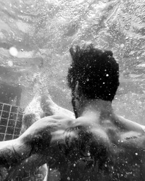 Luis Coppini Instagram - Splash @luiscoppini #shotoniphone 
.
.
.
#marceloauge #blackandwhitephotography #portfolio