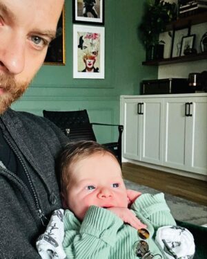 Luis Ernesto Franco Instagram - Say hola to my new best friend! 👦🏼👶🏼❤️🥰…