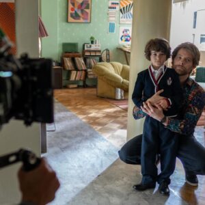 Luis Ernesto Franco Instagram - -LA VIDA ENTERA-

¿Se puede amar y estar con la misma persona toda una vida? 

Belleza de historia, privilegio  de elenco, gozadera  de equipo! 

Empezamos con este gran proyecto  que pronto podrán disfrutar por @vix 🎬🎥🥂🔥❤️