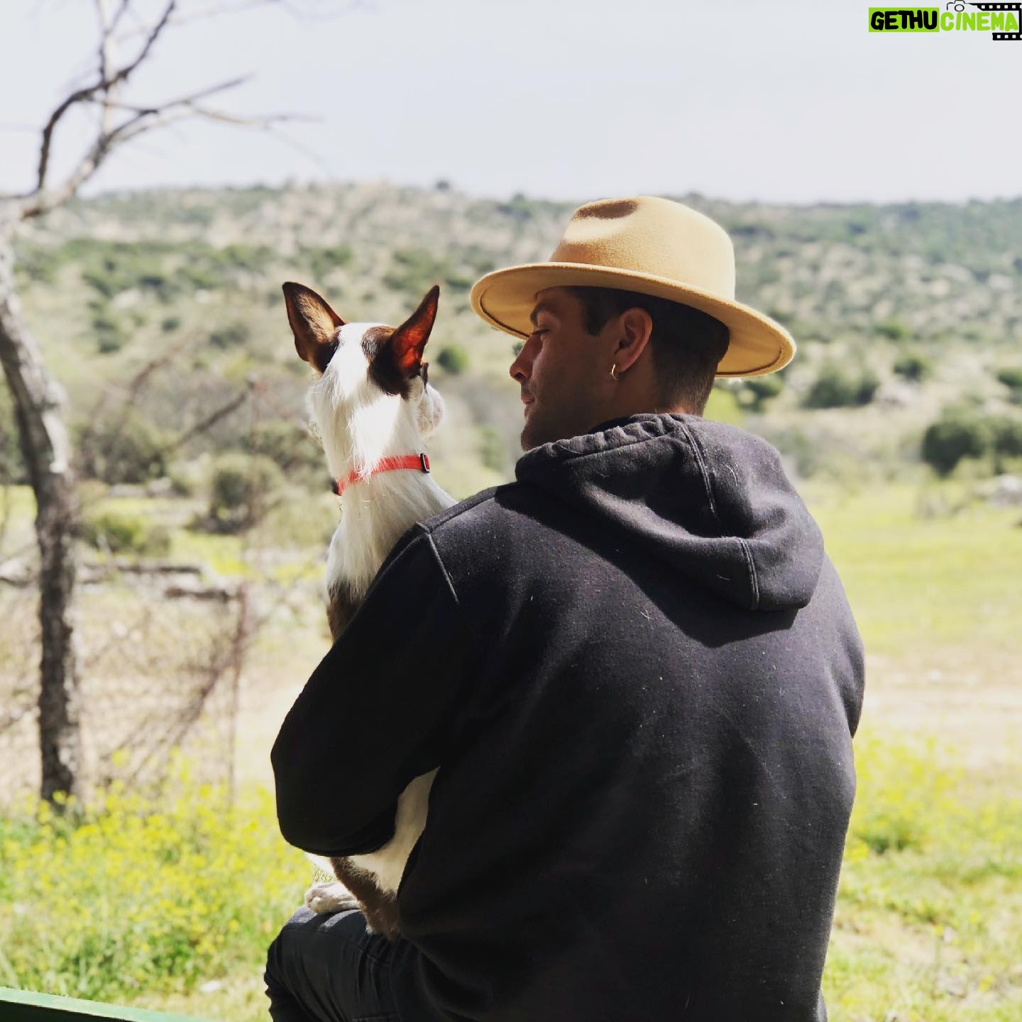 Luis Fernández - 28.9K Likes - Bueno después de 5 meses con la cuenta bloqueada por motivos desconocidos y ajenos a mi persona e Instagram ESTAMOS DE VUELTA