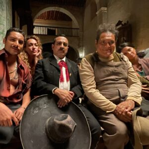 Luis Fernando Peña Instagram - Hoy me acordé mucho de este gran viaje llamado @quevivamexico_cabrones que fue un viaje lleno de gente muy chingona como lo es toda la FAMILIA REYES, y también de todo lo que vivimos en lo personal mi familia y yo en este proceso… hoy les comparto unas fotitos!!