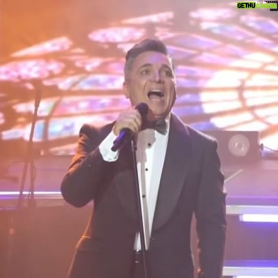 Luis Jara - 2.7K Likes - Amigas y amigos. Se que esta canción no pertenece a mi último álbum, pero han sido muchas personas que me han pedido que comparta mi versión de esta maravillosa canción El triste. Espero la disfruten, junto a la tremenda ejecución de mis músicos, y los arreglos de mi director musical @antonio_mondaca y el sonido de @maestri_music Que lo disfruten y feliz fin de semana.
📹 @cristiangcerda
#eltriste #latinswing #luisjara #musica