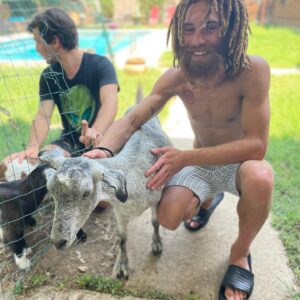 Luis Peña Instagram - It’s been a super fun day with some of my favorite people and creatures!