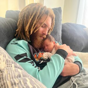 Luis Peña Instagram - I love being a father