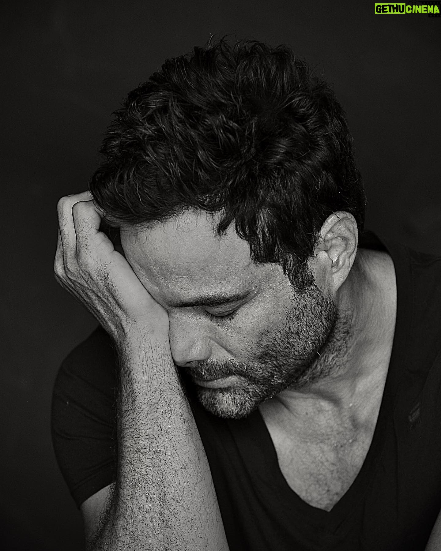 Luis Roberto Guzmán - 23.8K Likes - Cómo estuvo la semana? Lo que se viene será mejor. Con la sinceridad por delante. Siguiendo el camino con gratitud y felicidad.