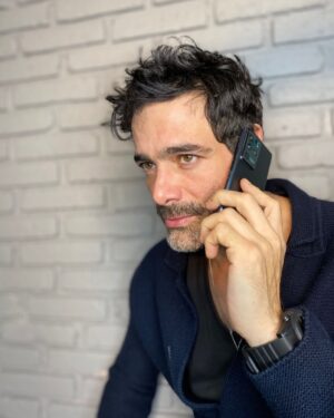 Luis Roberto Guzmán Instagram - ZTE me retó con su nuevo Axon 30 Ultra 5G y me ha dejado sorprendido. Sobretodo por la espectacularidad de su cámara y la gran cantidad de opciones que te ofrece. #AxonZTEaPrueba