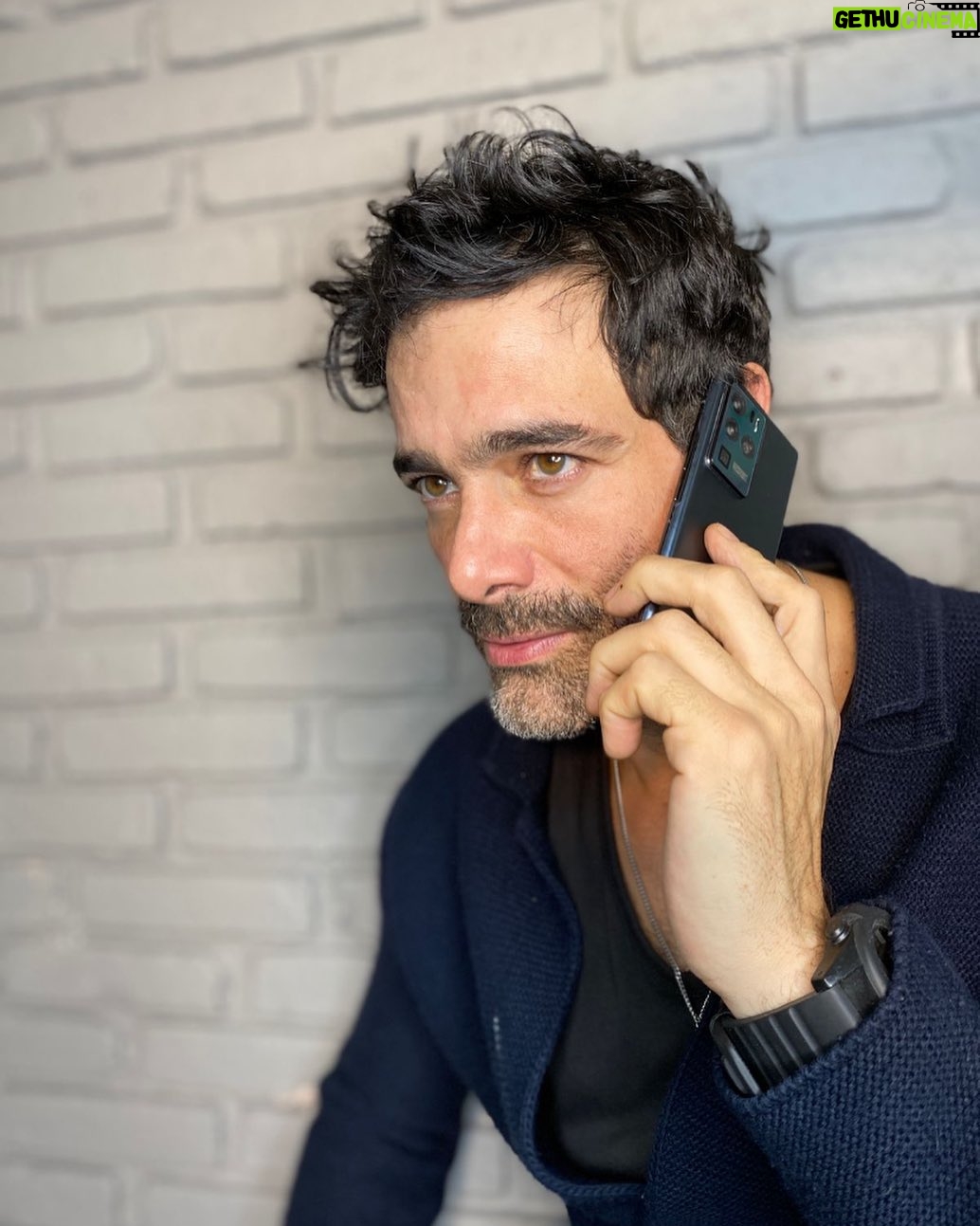 Luis Roberto Guzmán - 23.6K Likes - ZTE me retó con su nuevo Axon 30 Ultra 5G y me ha dejado sorprendido. Sobretodo por la espectacularidad de su cámara y la gran cantidad de opciones que te ofrece. #AxonZTEaPrueba