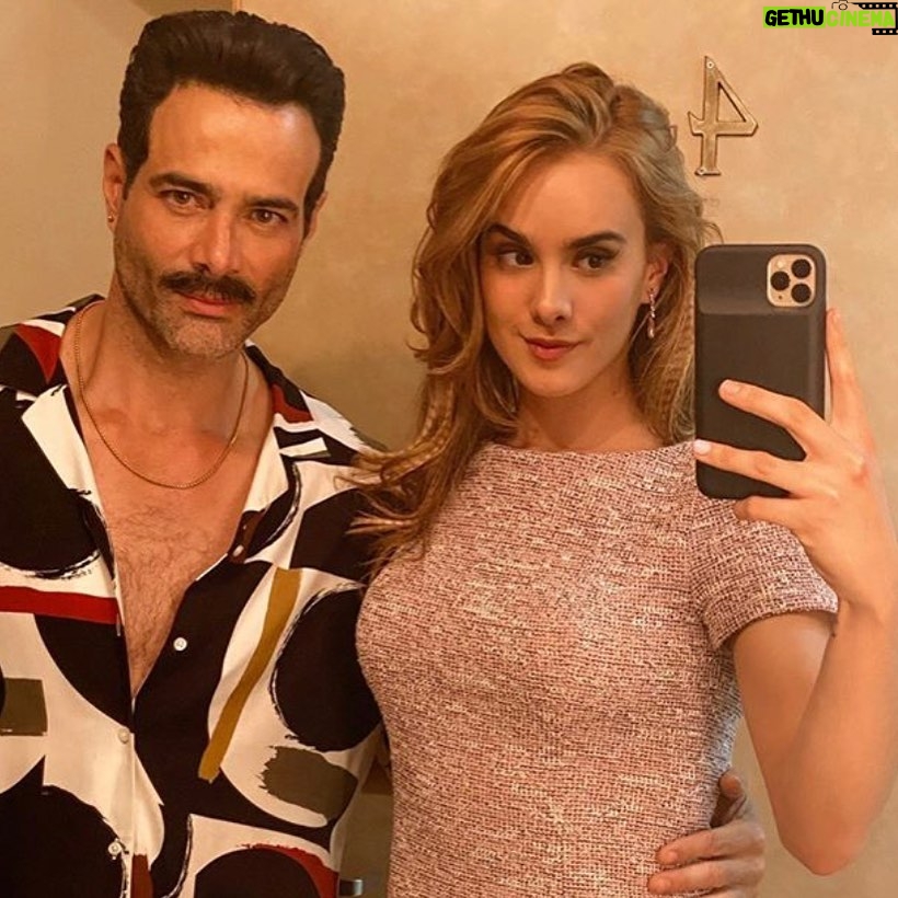 Luis Roberto Guzmán - 25.4K Likes - Aquí con mi ahijada chida, @galamontes . Chaparrita vamos a despelucar a @juansolervalls @lamexicanayelgueroof @itatic_oficial