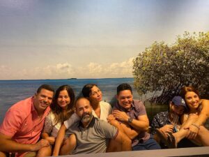 Luis Roberto Guzmán Instagram - Felicidad! Todos crecimos comiéndonos los mocos desde el 78-91. #CNSB91 🇵🇷