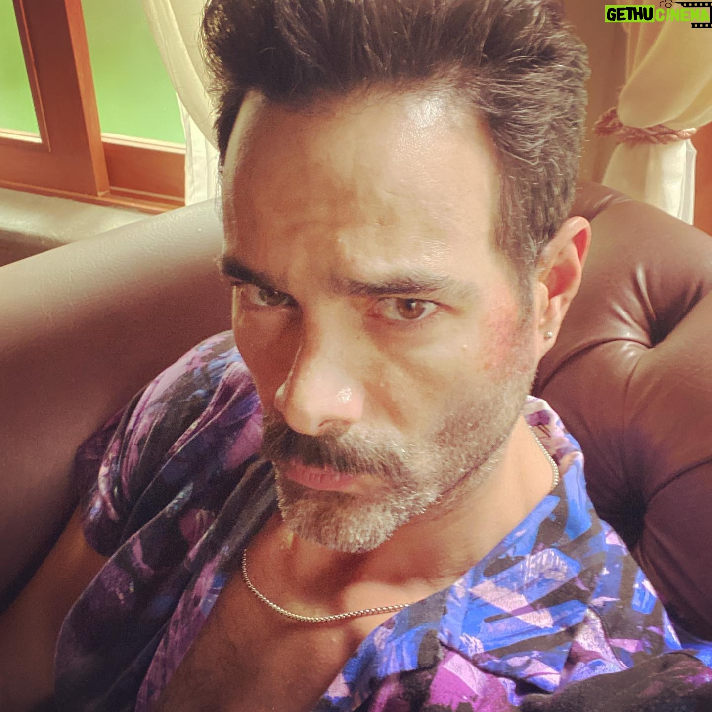 Luis Roberto Guzmán - 19.5K Likes - Aquí Mr. René Fajardo anda medio molesto por todo lo que está pasando en @lamexicanayelgueroof Agosto 2020 @canalestrellas @lasestrellas Va a estar bueno @nicandrodiazof