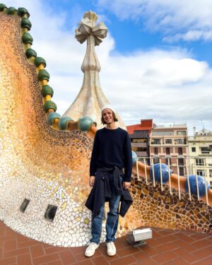 Luis de la Rosa Instagram - Que onda con Gaudí 🤯