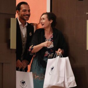 Luísa Cruz Instagram - Hoje fui com o meu Ismael dar espectáculo à “Casa Feliz”. Obrigado Diana Chaves e Sr. Dr. João Baião por me receberem tão bem. Cumpri um dos meus sonhos de aparecer na Televisão. Directamente da Nazaré para a Sic. Quem me viu?? 😘.
.
#luisacruz #casafeliz #sic #sptelevisao #nazaresic #alexandregoncalvesmanagement