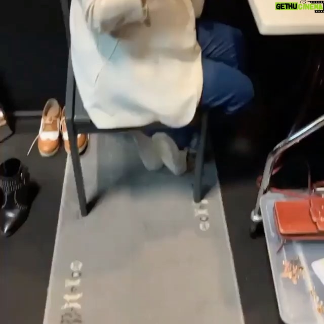Luísa Cruz - 2.1K Likes - A gente quer estudar e é isto! @o_unas @ricardotpereira 😂😂