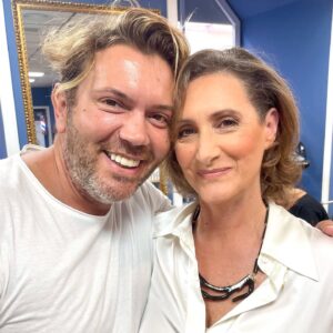 Luísa Cruz Instagram - Hoje fui ao @hair_ruicanentosalon que faz sempre milagres para seguir para a apresentação da Nova Grelha da @sicoficial. Parece que vem aí muitas novidades boas! 

#ruicanento #ruicanentosalon #sic #sic30anos #novatemporada #estamosjuntos #luisacruz #luisacruzofficial #alexandregoncalvesmanagement @canento