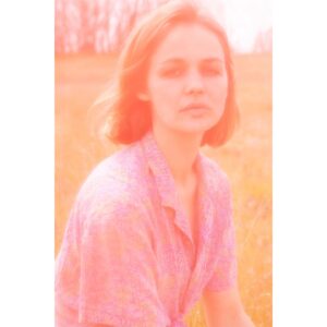 Luise Heyer Instagram - NEW PICTURES. 📷@domenikadorothea  #pink