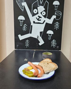 Lukáš Hejlík Instagram - Ahoj Česko !Tohle je prostě nejvíc naše snídaně. A @triko.kafe.kolonial je podnik, kterej by chtěla mít každá čtvrť, každý město. Najdete ho v nový žlutý snídanový, ale i starý modrý knížce 🥰🤣
#parky
#trikokolonial