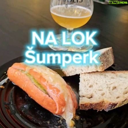 Lukáš Hejlík - 522 Likes - To je neskutečný, co všechno člověk ještě nenajde v @sumperk.cz ? Další podnik, který už brzo půjde na #gastromapalukasehejlika se jmenuje @nalok_piva . My si dali @pivovarladvicobolis a @pivovar_stern_brno , utopence s chlebem od @barabrood a super, užili jsme si ten prostor a atmo!
#nalok
#nalokpiva
#sumperk
#nainspekci
@olomoucky_kraj_tourism