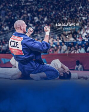 Lukáš Krpálek Instagram - Cesta Lukáše Krpálka…👣🥋
Jeden z nejúspěšnějších judistů světa během své sportovní kariéry zažil nespočet úspěchů.🏆

Pojďme si stručně připomenout jeho zlomové okamžiky, na které (nejen) české judo nikdy nezapomene.👇🏼

První triumf ve světovém poháru zaznamenal v roce 2009 v Bukurešti.🇷🇴 O dva roky později sáhl na svoji první medaili z mistrovství světa🥉 a další rok poprvé vstoupil na tatami pod olympijskými kruhy🔥 v Londýně.🇬🇧 Jeho zlatá šnůra započala na mistrovství Evropy v roce 2013🥇 a pokračovala přes mistrovství světa o rok později🥇 po první zlatou olympijskou medaili🥇 v Riu de Janeiru.🇧🇷 Následně bylo pro něj osudové Tokio🇯🇵, prvně mistrovství světa🥇 a následně olympiáda.🥇

A příběh pokračuje v Paříži…✊🏼

#czechjudo #ceskejudo