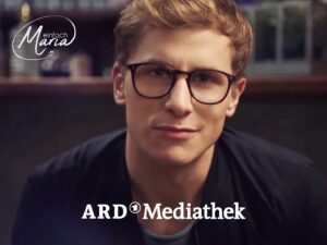 Lukas Sauer Instagram - Um ein Jahr verlängert 🎬
Die @einfachmaria.serie bleibt ein weiteres Jahr in der @ardmediathek online 🌐
Und solltet ihr am kommenden Montag (19.2) nicht schlafen können, könnt ihr euch nochmals alle Folgen am Stück im MDR anschauen:

𝗘𝗶𝗻𝗳𝗮𝗰𝗵 𝗠𝗮𝗿𝗶𝗮 | 𝟭𝟵. 𝗙𝗲𝗯𝗿𝘂𝗮𝗿 𝘂𝗺 𝟭.𝟯𝟱 𝗨𝗵𝗿 𝗶𝗺 𝗠𝗗𝗥

Das sind 366 Möglichkeiten, um die Serie zu genießen! (Genau genommen sogar mehr, denn alle Folgen am Stück dauern 45 Minuten. Ein Tag hat 24 Stunden und damit 1.440 Minuten. In einem Jahr könntet ihr die Serie dann also sogar 11.680 Mal schauen) 👀 

Also nichts wie rein in die Mediathek - Den Link zur Serie findet ihr in meiner Story. Oder durch Googeln. 

Viel Spaß, liebe Grüße und fühlt euch gedrückt 🍋 

• • •
Extended for one year 🎬
The @einfachmaria.series will remain online in the @ardmediathek for another year 🌐
And if you can’t sleep next Monday (February 19th) you can watch all the episodes in one go on MDR:

That’s 366 chances to enjoy the series! (Strictly speaking, even more, because all episodes last 45 minutes in one go. A day has 24 hours and therefore 1,440 minutes. So in a year you could even watch the series 11,680 times) 👀

So let’s go to the media library - you can find the link to the series in my story. Or by Googling.

Have fun, lots of love and big hug 🍋

• • • 
#einfachmaria #whattowatch #nowonline