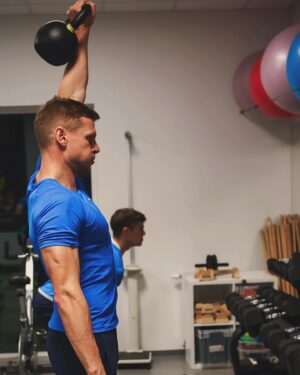 Lukasz Piszczek Instagram - 💪🏻😊