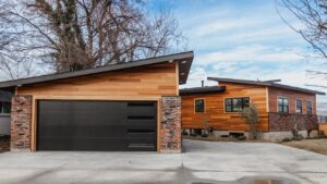 Luke Caldwell Instagram - What’s your favorite exterior from Season 1 of Boise Boys on @hgtv ?? 
1. The View House
2. The Ugly Duckling
3. The Porch House
4. The Glass House
5. The Southwest Farm House
6. The River House

Stream @the.boiseboys now on @discoveryplus 😉 Build with us @timberandlove
