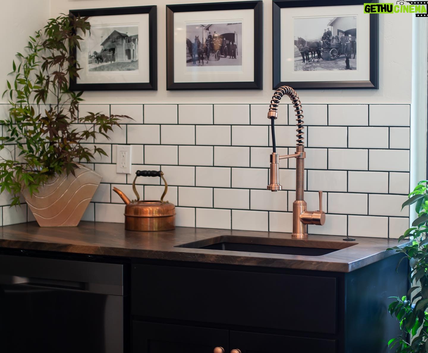 Luke Caldwell - 5.2K Likes - š„ THE FIREHOUSE ā Fully renovated on HGTVās BOISE BOYS is a unique, one of a kind property located in the historic North End of Boise. Full of charm, history, and character.
We would love have you! Click the link in our bio to book your stay š¤
Watch āThe FireHouseā on S02 E08 of @the.boiseboys on @discoveryplus
Design by @lukehenrycaldwell @timberandlove_staywithus