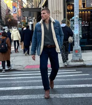 Luke Gulbranson Instagram - Navigating big city dreams with a small town heart. #citylife #goals #thankful #smalltown