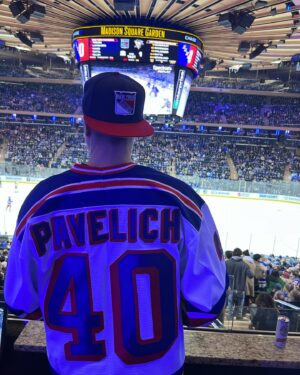 Luke Gulbranson Instagram - Great night with @carlradke watching the @nyrangers beat up on the Pens. Sorry bud! @nhl @msgnetworks