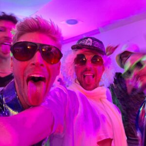 Luke Gulbranson Instagram - 🚨NYC! Send it w/ me & Luke this Sat night. A few VIP tix are left; we’ll also be hanging out after (venue is open to public). 7-8pm private room VIP tix link in bio. Event is from 7-9pm so even if you can’t get a ticket, you can have a @drinkloverboy & @happydoglager with us. Swipe to see details. Thanks — see you all soon! #drinkloverboy #happydoglager #sendit #bravo #bravotv #summerhouse #hardtea #lager #beer
