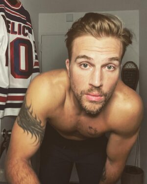 Luke Gulbranson Instagram - Oh hi! #test123 #androlling