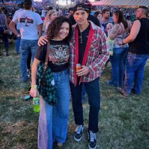 Luke Gulbranson Instagram - Missing our third sibling but she can catch the next one! @winstockmn @codyjohnson @k102 #giddyup