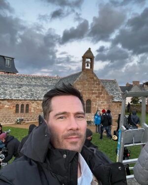 Luke Macfarlane Instagram - Ciel couvert à Britney France.