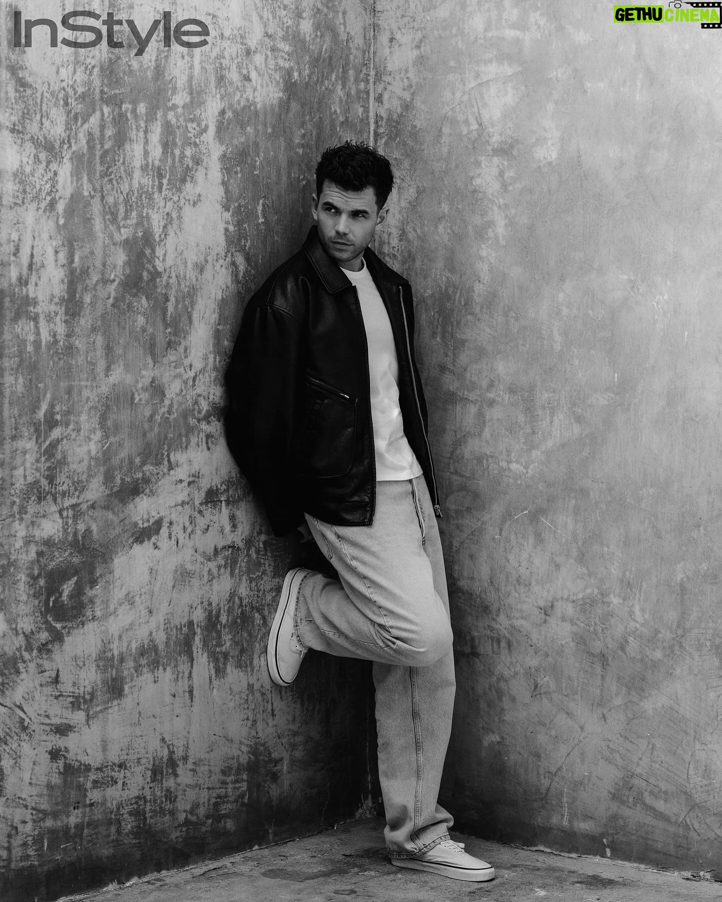Luke Newton - 247.4K Likes - LA with @instylemagazine