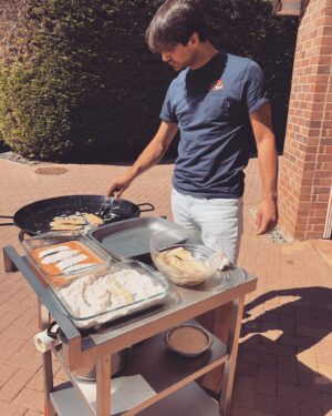 Luke Pasqualino Instagram - Parmigiana Al Fresco 😍