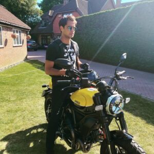 Luke Pasqualino Instagram - Weather like this can mean only one thing... 😎 @ducatiuk @ducati