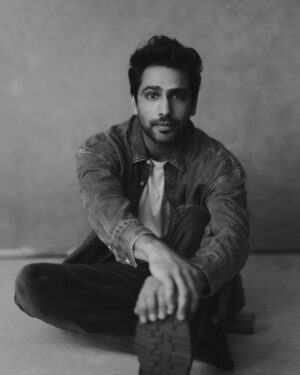 Luke Pasqualino Instagram - A few pics from the shoot I recently did with @1883magazine shot by @bypip which is always a giggle 😊

Full article live on the @1883magazine page/site now

Big Love
Luca xx