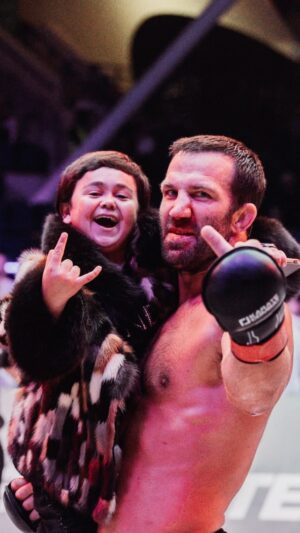 Luke Rockhold Instagram - What a way to celebrate the knockout victory @lukerockhold & @abdu_rozik 

#KC45 was an epic show, if you missed it you can watch it #FreeOnYoutube