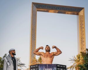Luke Rockhold Instagram - An Epic Location @DubaiFrame For An Epic Weigh-ins! 

Tomorrow night it all goes down inside the pit as @lukerockhold takes on @joe_schilling 

Get your tickets now on Platinum List or watch #FreeOnYoutube