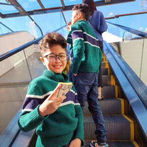 Lukman Sardi Instagram - Happy b'day my dear boy Akira... sejak hari pertama kamu lahir ke dunia kamu sudah menjadi berkat yang luar biasa buat Papa dan Mama. Kamu mengajarkan kita tentang Iman.. bagaimana Iman yang kuat kepada Tuhan dan berserah akan memberikan kekuatan dan Muijizat.. semua doa yang terbaik buat Akira dari Papa dan Mama.. selalu menjadi berkat buat keluarga dan orang banyak dan selalu menjadi orang yang takut akan Tuhan.. GBU always and Love You so Much. 🙏❤️😍