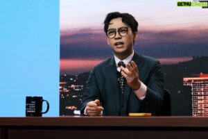 Lung Hor Instagram - 其實我是支持「瓏恩」夜夜秀啦
🌀 距離床的世界《#賀博台瘋》登陸小巨蛋倒數 39 天
⠀
＿＿＿＿＿＿＿＿＿＿＿＿＿＿＿＿＿
🛫《#賀博台瘋》世界巡迴登陸計畫 🛬️
￣￣￣￣￣￣￣￣￣￣￣￣￣￣￣￣￣⠀
🌀 即將登陸：美國 🇺🇸
꒰ 5/13 好萊塢 HOLLYWOOD
꒰ 5/15 聖地亞哥 SAN DIEGO
꒰ 5/17-18 貝爾花園 BELL GARDENS
꒰ 5/21 聖荷西 SAN JOSE 💥 驚喜加場 💥
꒰ 5/25 紐約 NEW YORK
✹ 點擊 @hellohorlung 主頁連結立即購票

🌀 即將登陸：歐洲 🇫🇷🇬🇧
꒰ 6/10 巴黎 PARIS
꒰ 6/12 倫敦 LONDON
✹ 點擊 @hellohorlung 主頁連結立即購票