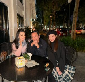 Lương Thanh Instagram - Một trái tim mỉm cười là một trái tim hạnh phúc 🙈😜🥰