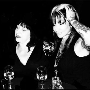 Lydia Lunch Instagram - Lydia Lunch and Zoe Hansen at Belle Reve, NYC a few years back. 🖤
Photos by: Jasmine Hirst @artbyjasminehirst 

#lydialunch #zoehansen #jasminehirst